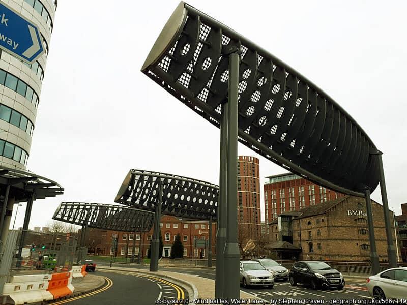 The Bridgewater Place building in Leeds on the left faced severe wind comfort issues. In 2017, wind baffles were added to divert gusts of wind upward and away from the road - Image Credit: Stephen Craven, licensed under CC BY-SA 2.0