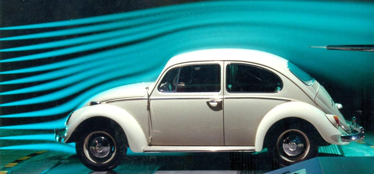 Smoke in the wind tunnel test of a Volkswagen Beetle shows separation at the rear window: CREDIT: Gerrelt's Garage