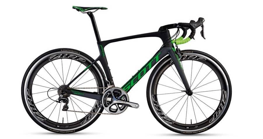 The Scott Foil is another popular line of aero bikes. This one is set up for quite an aggressive seating position. CREDIT: www.bikeradar.com