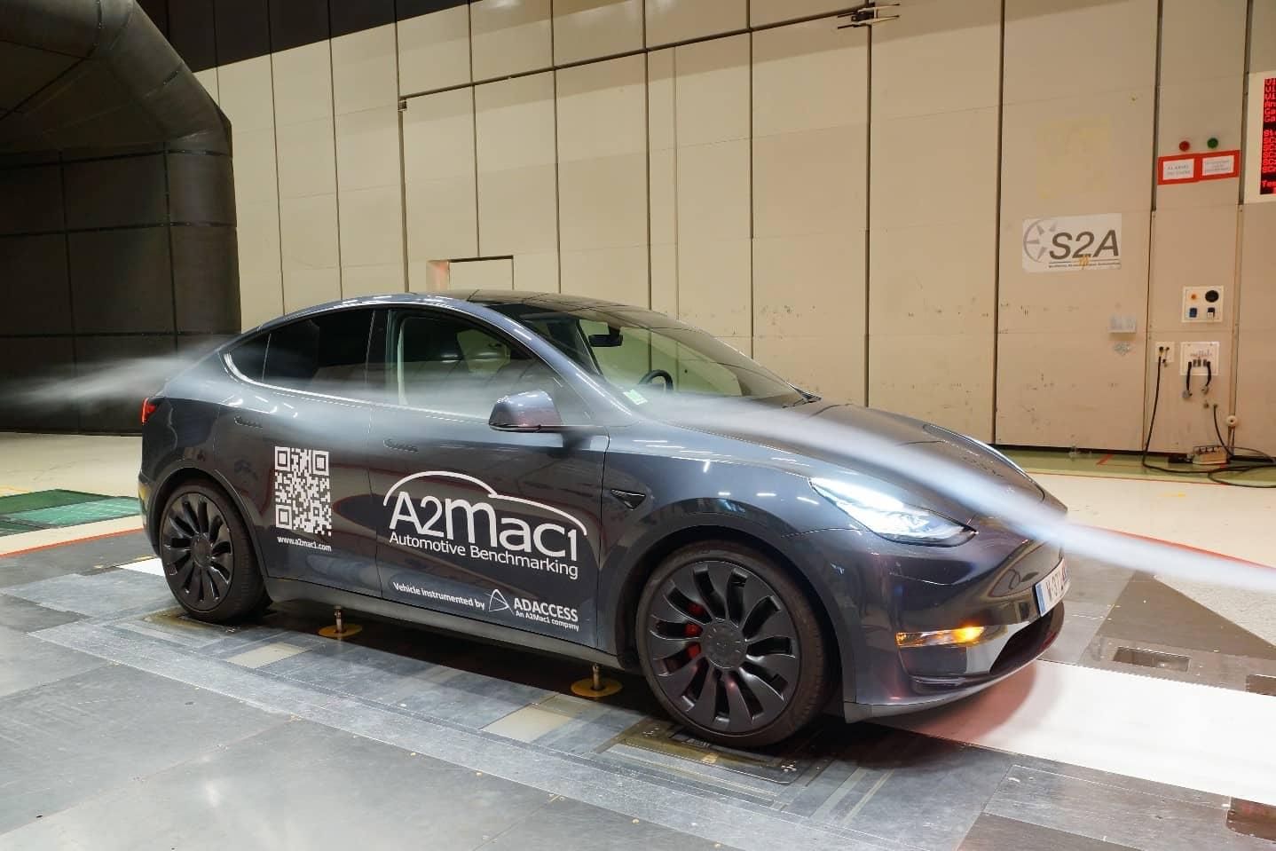 The Tesla Model Y in the S2A Wind Tunnel